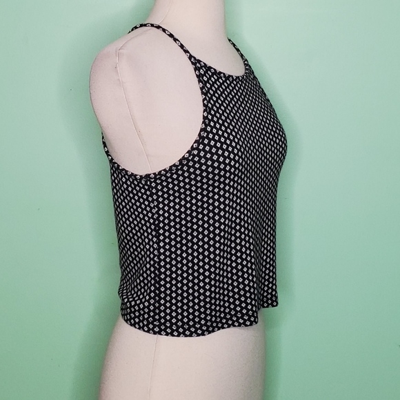 Brandy Melville Donilyn Diamond Print Tank Top - Picture 8 of 10
